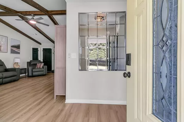 Summerville, SC 29486,206 Buckskin Dr