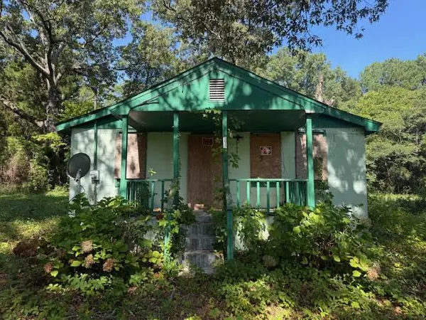 111-A Roberta Dr, Eutawville, SC 29048