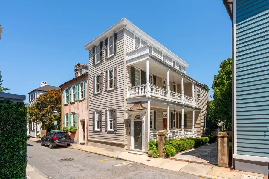 6 Orange St, Charleston, SC 29401