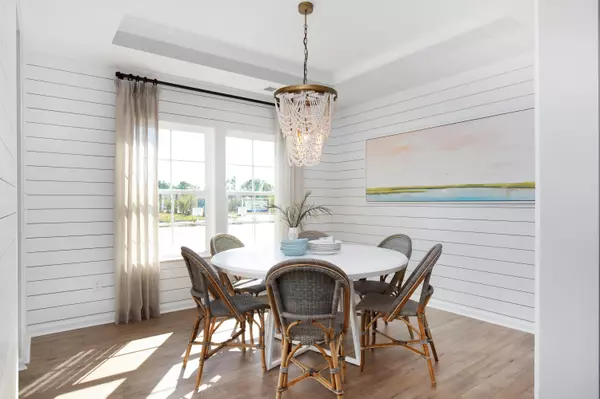 Summerville, SC 29486,119 Gallant Hill St