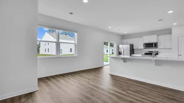 Ravenel, SC 29470,6031 Savy Ct
