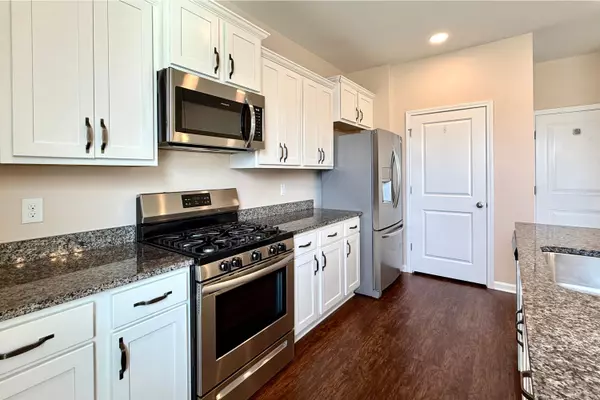 Ladson, SC 29456,9732 Flooded Field Dr