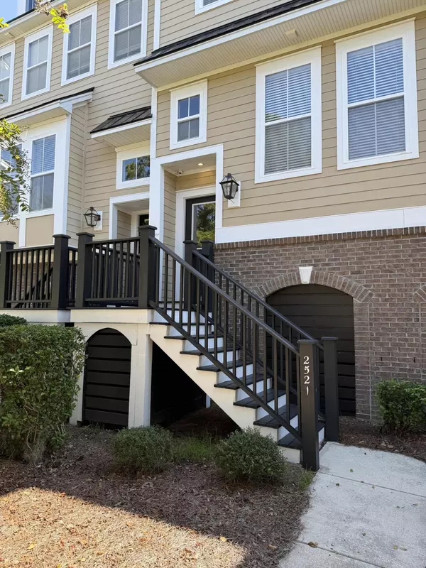 Charleston, SC 29414,2521 Rutherford Way