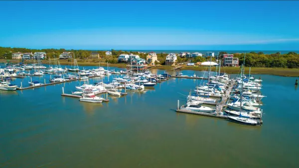 Folly Beach, SC 29439,67 W 10th St #D-11