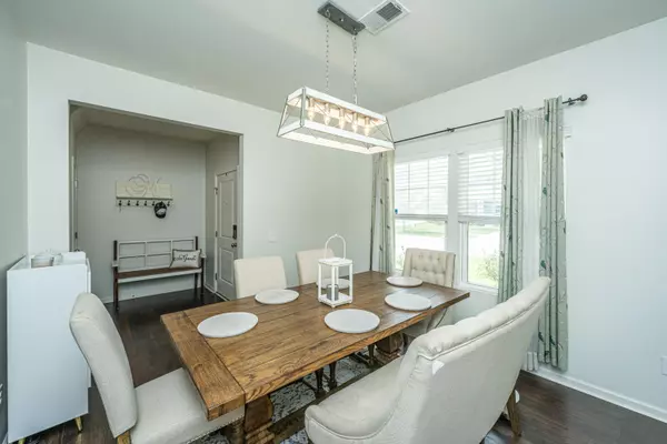 Summerville, SC 29486,210 Wood Thrush Way