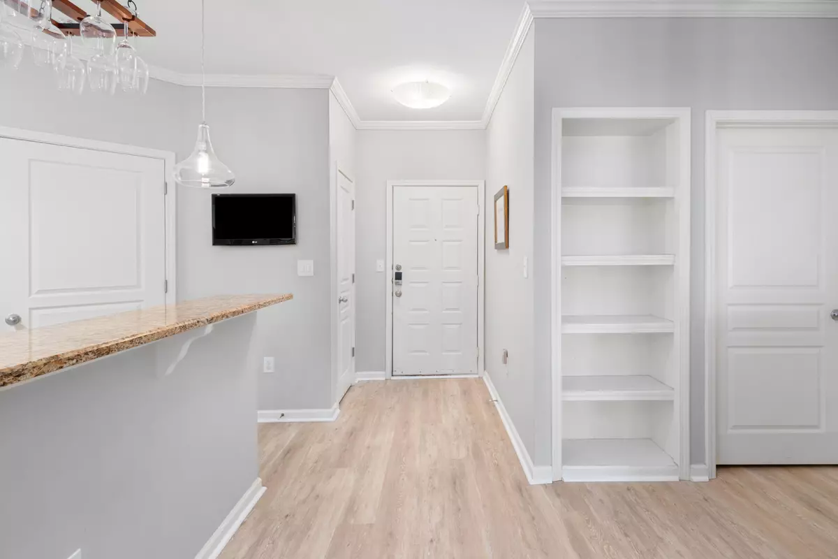 Charleston, SC 29492,200 Bucksley Ln #201