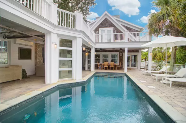 Isle Of Palms, SC 29451,716 Carolina Blvd