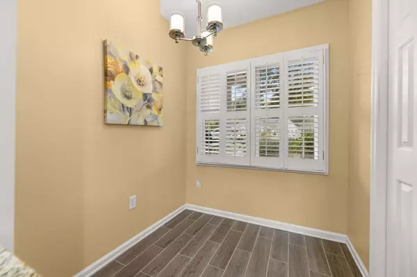 North Charleston, SC 29406,2472 Deer Ridge Ln #E1