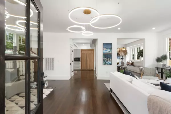 Charleston, SC 29403,167 Moultrie St