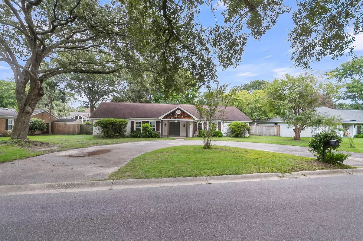 Mount Pleasant, SC 29464,756 Wakendaw Blvd