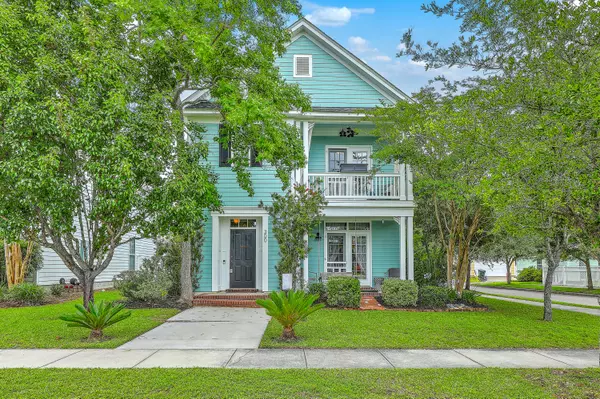 300 Foxglove Ave, Summerville, SC 29483