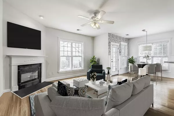 Summerville, SC 29483,300 Foxglove Ave