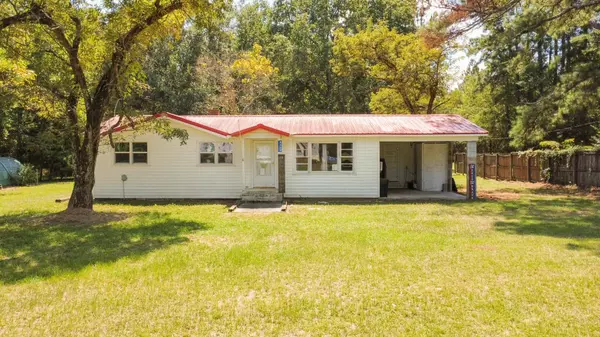 Smoaks, SC 29481,4269 Beulah Rd