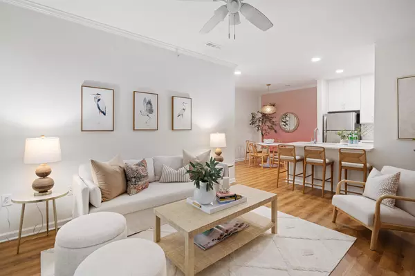 Daniel Island, SC 29492,400 Bucksley Ln #307