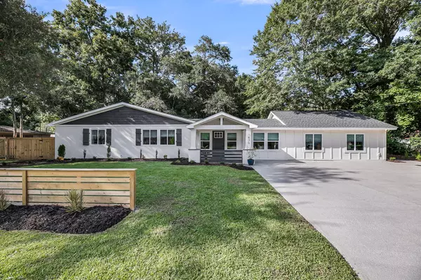 1436 S Sherwood Dr, Charleston, SC 29407