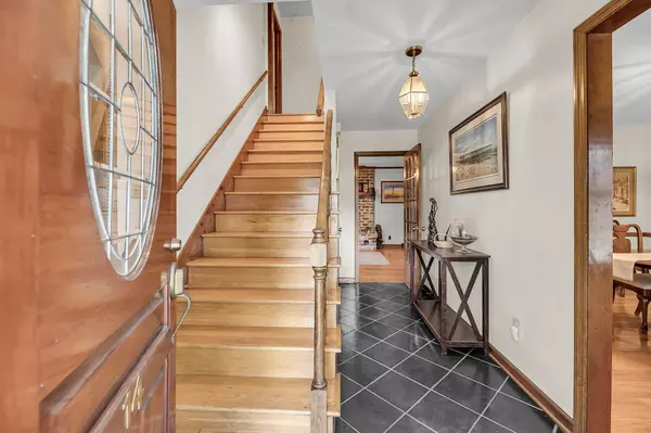 Charleston, SC 29412,14 Clam Shell Row