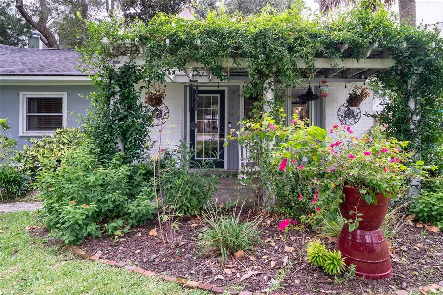 2306 Hartnett Blvd, Isle Of Palms, SC 29451