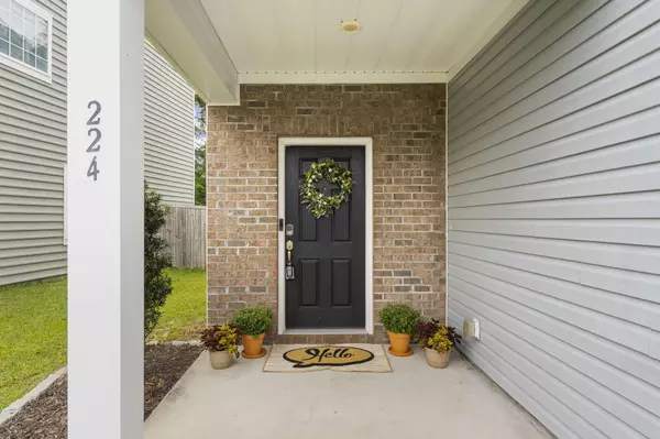 Moncks Corner, SC 29461,224 Lazy River Ln