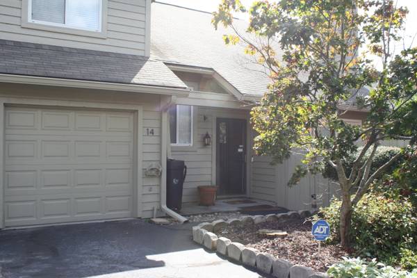 Charleston, SC 29412,14 Maplecrest Dr