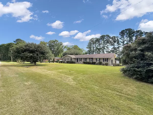 Orangeburg, SC 29118,392 Fanfare Ln