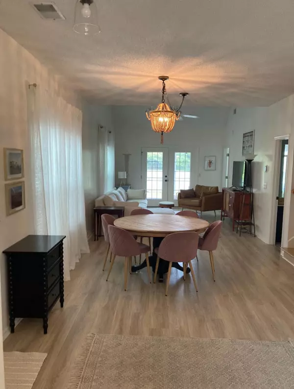 Charleston, SC 29412,35 Rivers Point Row #A