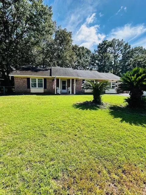 Summerville, SC 29483,403 Logan Dr