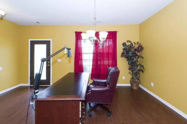 North Charleston, SC 29418,7600 High Maple Cir