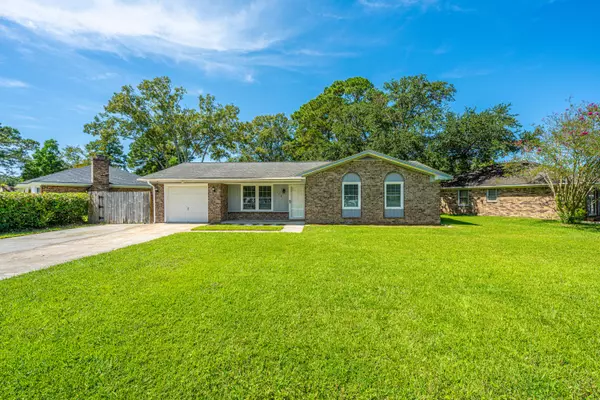 116 Mulberry Dr, Summerville, SC 29486