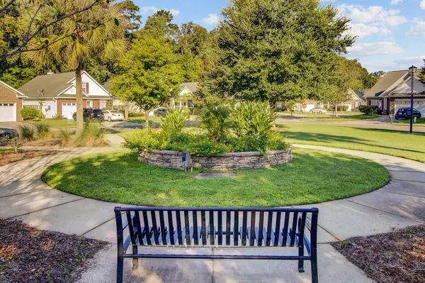 107 Garden Grove Dr, Summerville, SC 29485