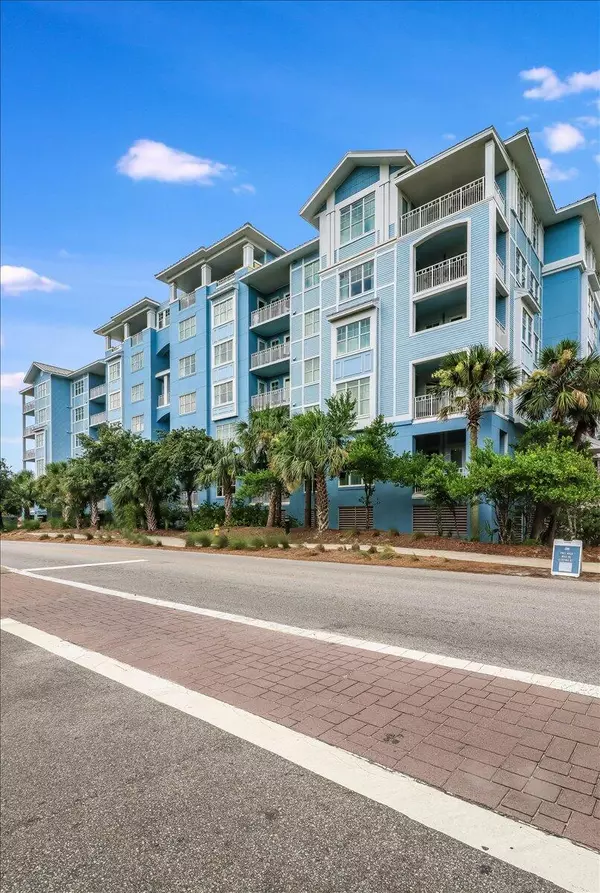 Isle Of Palms, SC 29451,5804 Palmetto Dr #A-105