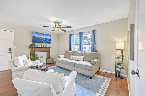 Hanahan, SC 29410,6240 Old Point Rd #C16