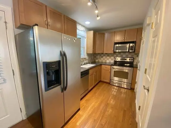 Charleston, SC 29407,554 Savannah Hwy #10