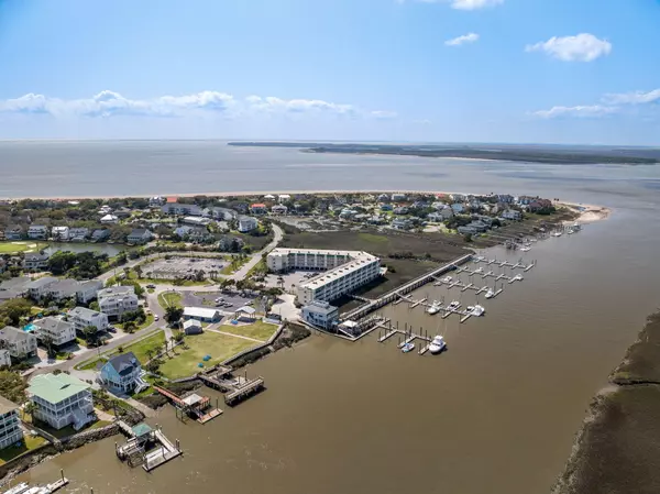 Edisto Beach, SC 29438,3702 Dock Site Rd #D13
