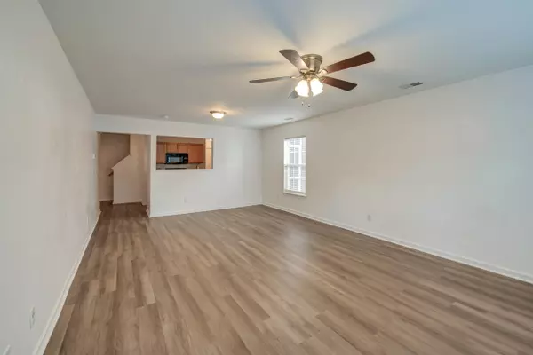 North Charleston, SC 29420,1312 Garland St