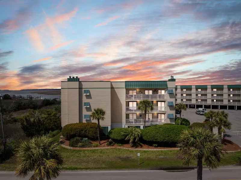 3701 Dock Site Rd #302, Edisto Beach, SC 29438