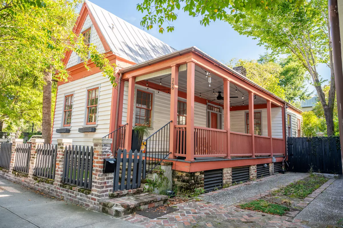 Charleston, SC 29403,266 Ashley Ave