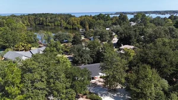 Eutawville, SC 29048,409 Belvedere Dr