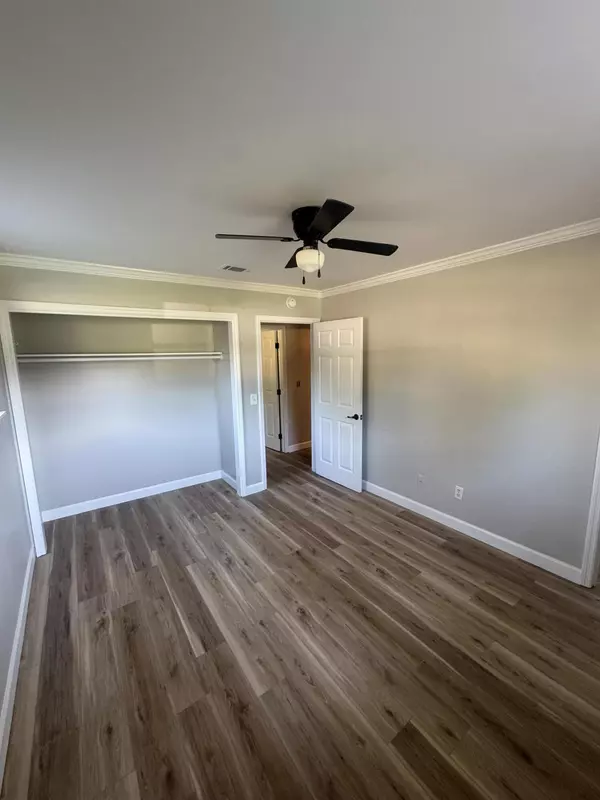 Summerville, SC 29483,110 Froman Dr