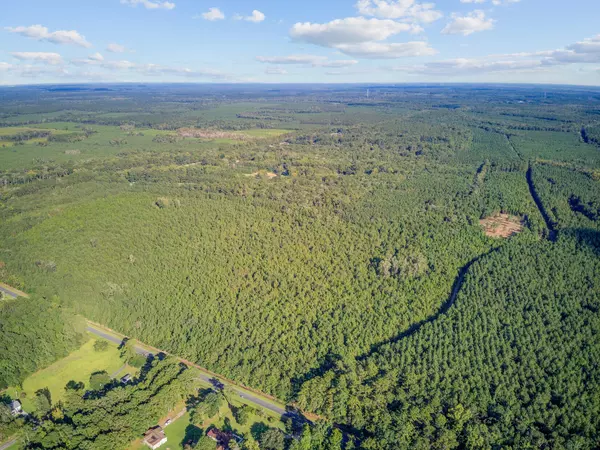 Ridgeville, SC 29472,00 Summers Dr #4