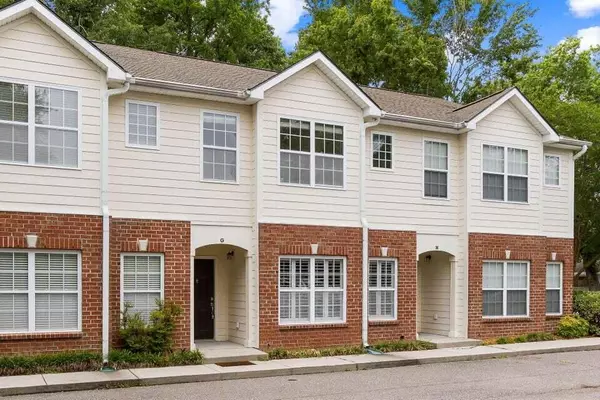 Charleston, SC 29412,241 Howle Ave #G