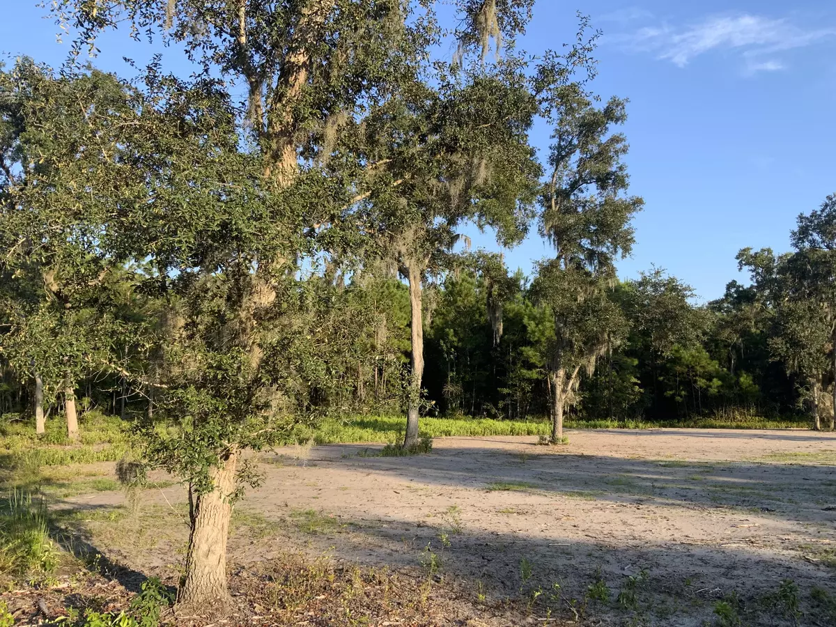 Saint Helena Island, SC 29920,278 Dulamo Rd