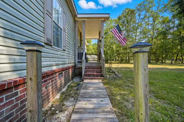 Bonneau, SC 29431,2290 Bethera Rd