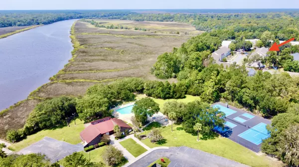 North Charleston, SC 29418,4671 Palm View Cir