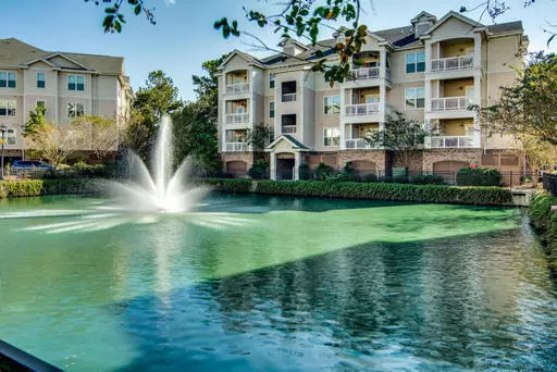 2244 Ashley Crossing Dr #536, Charleston, SC 29414