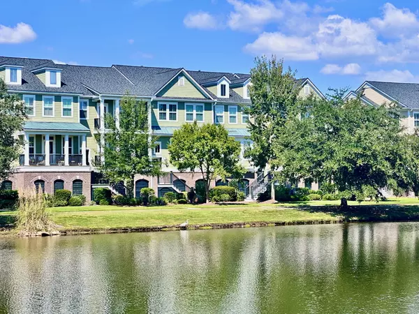 2416 Kendall Dr, Charleston, SC 29414