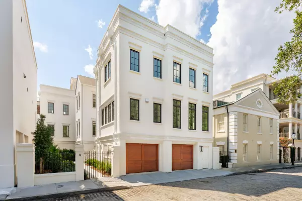 6 Prioleau St, Charleston, SC 29401