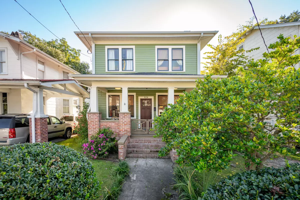 Charleston, SC 29403,928 Rutledge Ave