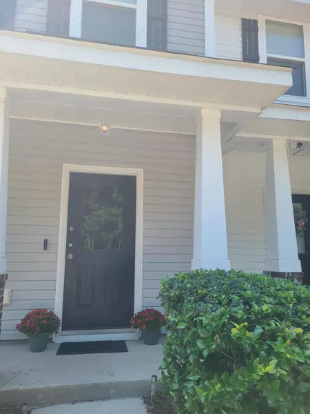 380 Flyway Rd, Goose Creek, SC 29445