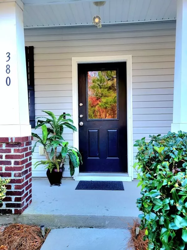 380 Flyway Rd, Goose Creek, SC 29445