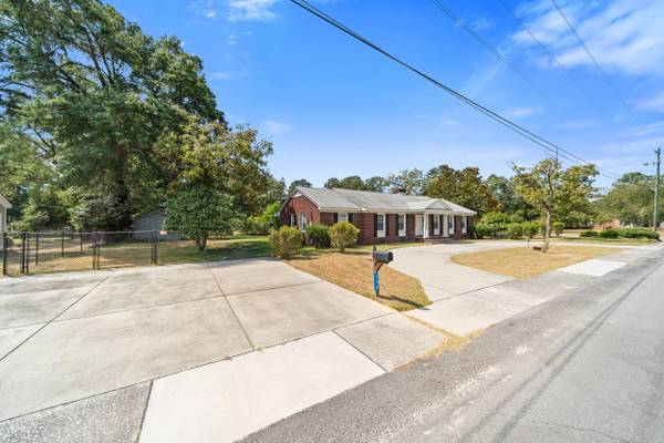 Bamberg, SC 29003,179 Azalea Ave